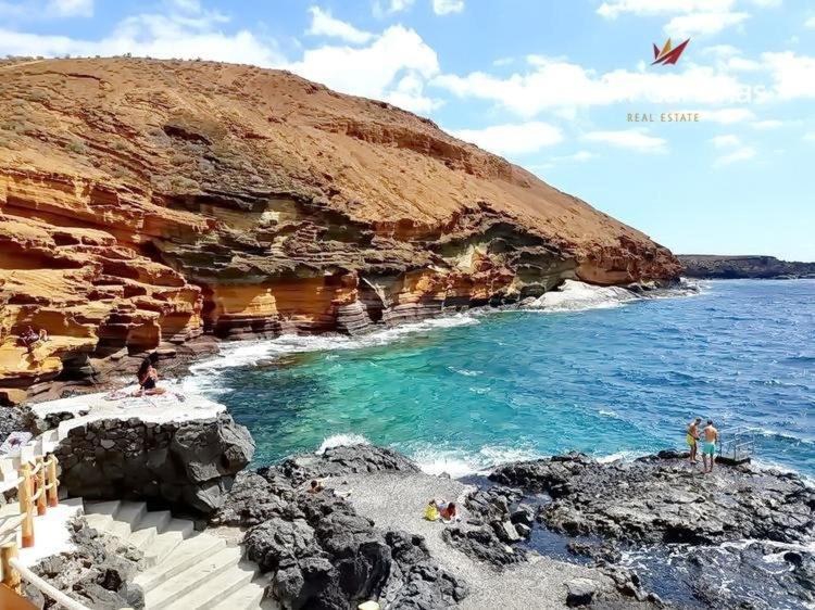 Cozy Apartment Tenerife South Wifi & Pool Costa Del Silencio Exterior photo